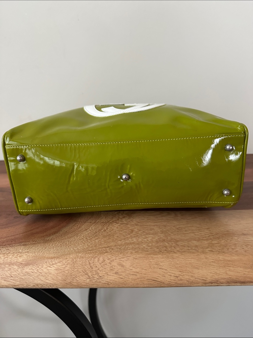 GUCCI Olive Green Patent Leather Handbag - Authentic - EUC - Picture 8 of 14